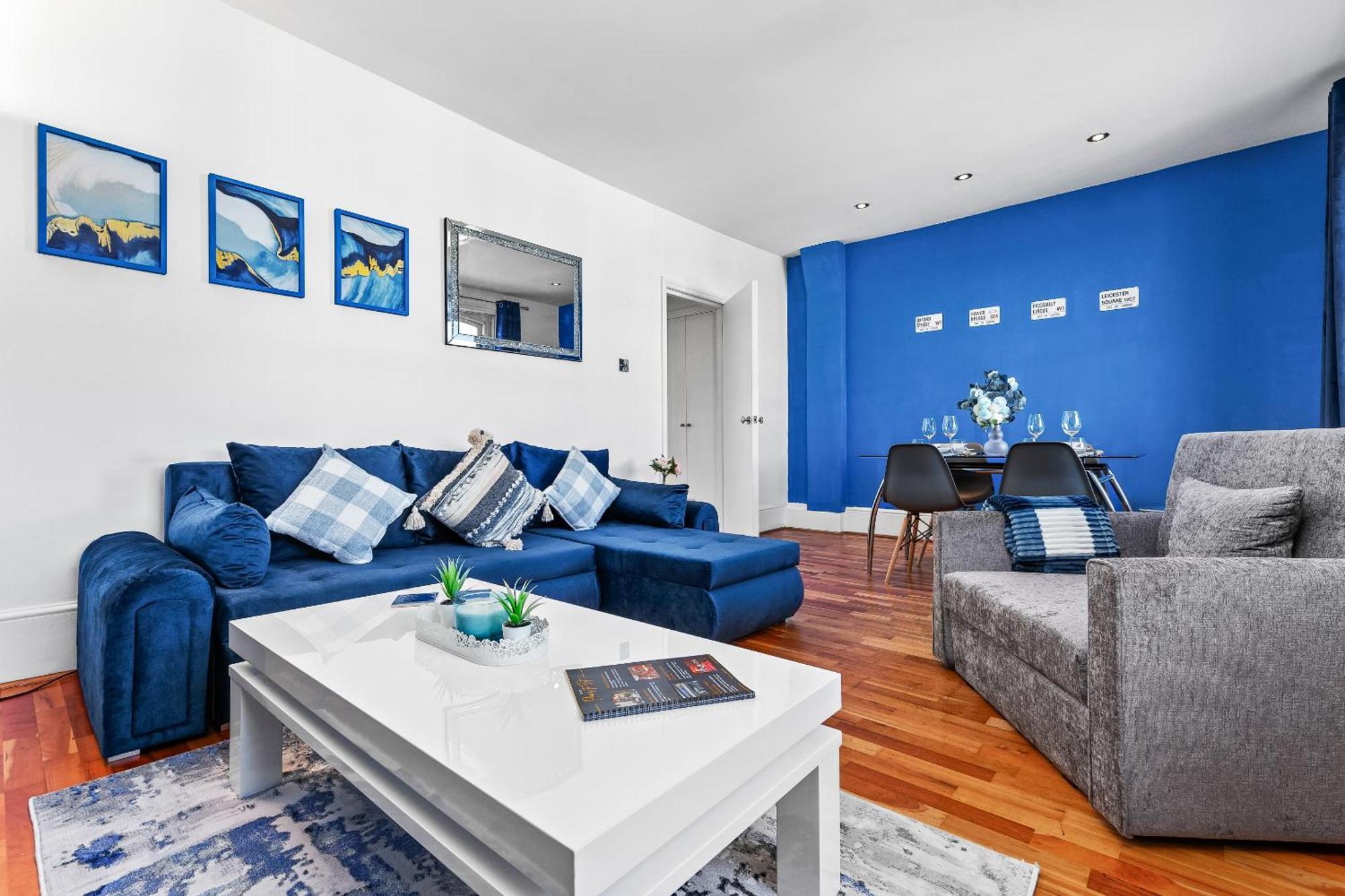 Balcony Blue Theme 1 Bedroom Central London Luxury Flat Near Hyde Park! Accommodates Up To 6! Double Sofa Bed And Next To Station! Esterno foto