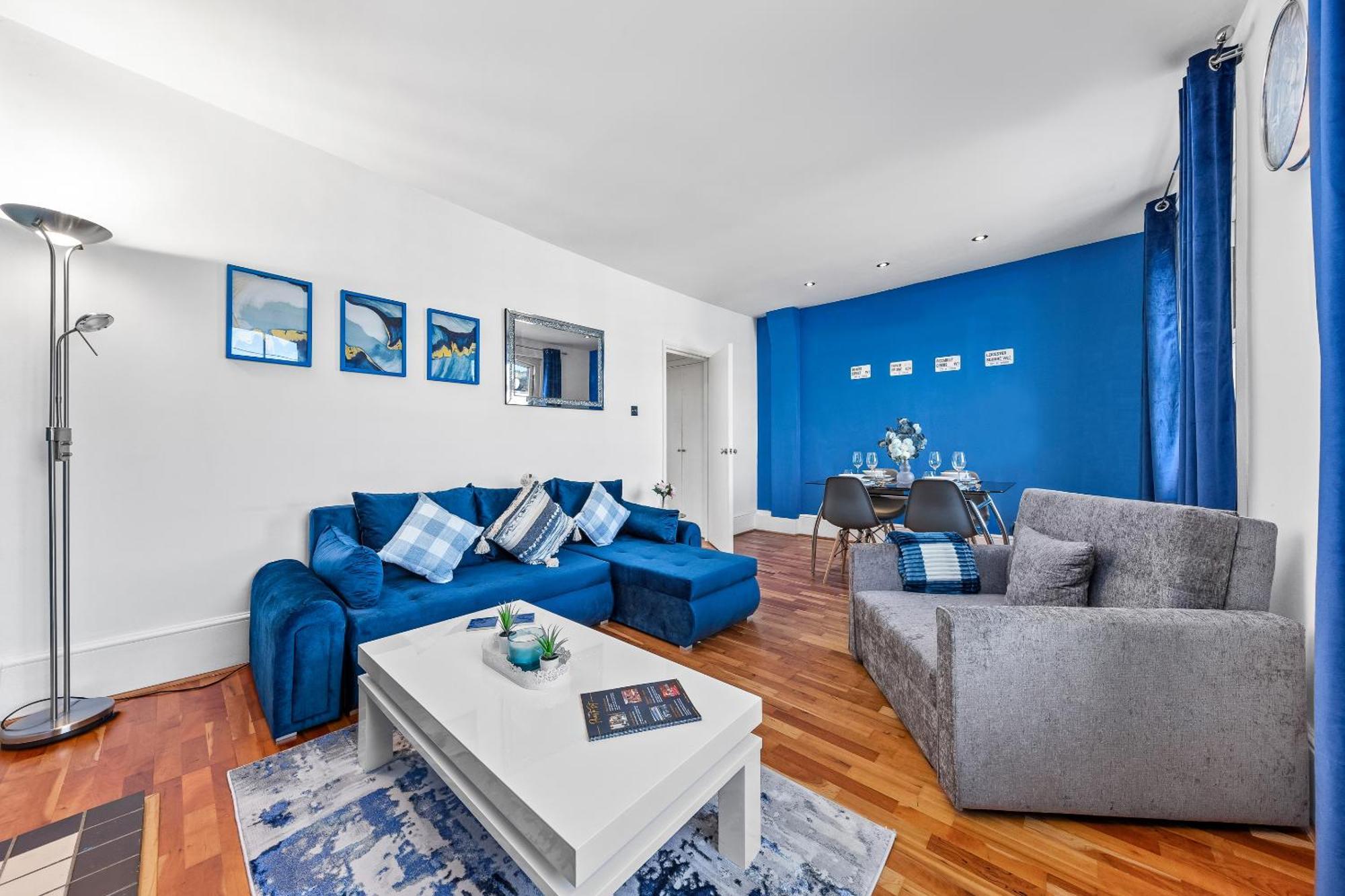 Balcony Blue Theme 1 Bedroom Central London Luxury Flat Near Hyde Park! Accommodates Up To 6! Double Sofa Bed And Next To Station! Esterno foto
