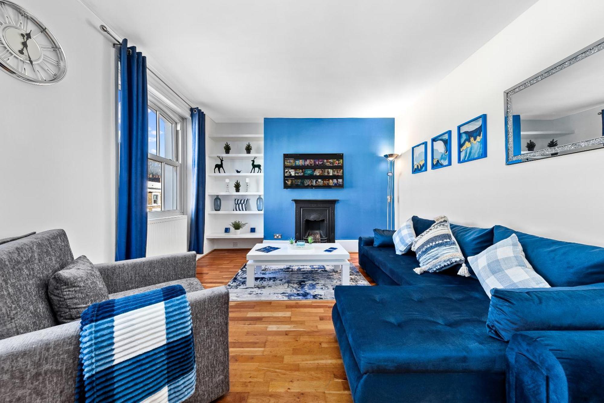 Balcony Blue Theme 1 Bedroom Central London Luxury Flat Near Hyde Park! Accommodates Up To 6! Double Sofa Bed And Next To Station! Esterno foto