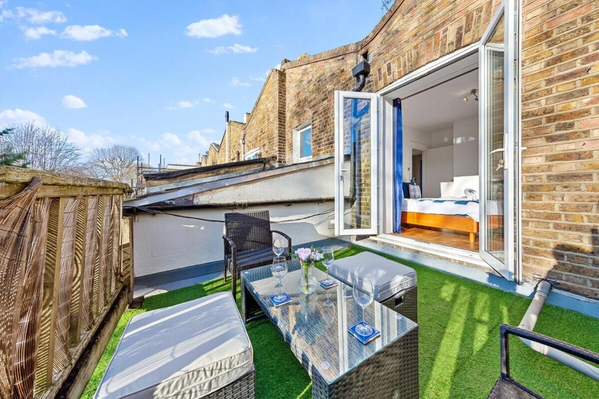 Balcony Blue Theme 1 Bedroom Central London Luxury Flat Near Hyde Park! Accommodates Up To 6! Double Sofa Bed And Next To Station! Esterno foto