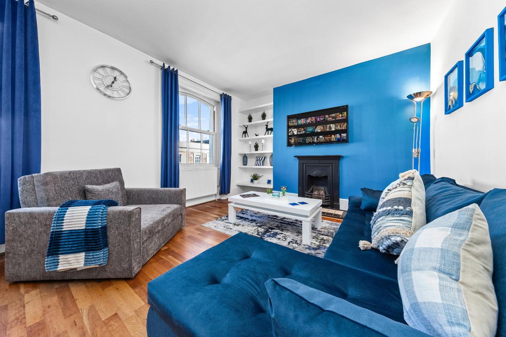 Balcony Blue Theme 1 Bedroom Central London Luxury Flat Near Hyde Park! Accommodates Up To 6! Double Sofa Bed And Next To Station! Esterno foto